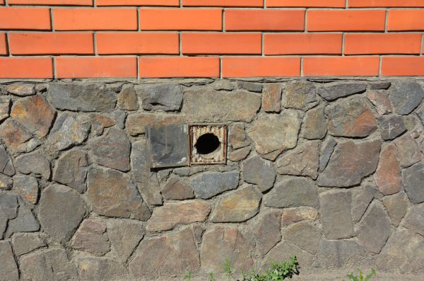 Foundation Vent Repair